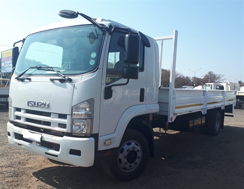 Isuzu FSR 800 Truck