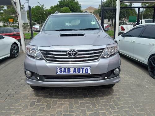 Toyota Fortuner III 3.0 D-4D Raised Body Auto