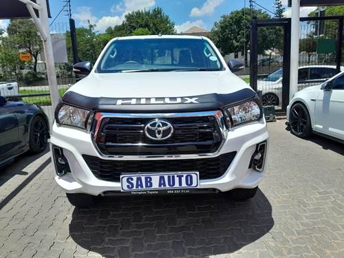 Toyota Hilux 2.4 GD-6 RB SRX Extra Cab Auto