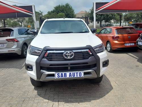 Toyota Hilux 2.8 GD-6 RB Legend Extra Cab