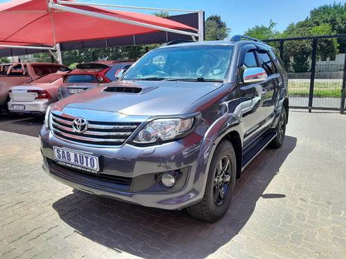 Toyota Fortuner III 3.0 D-4D Raised Body Auto