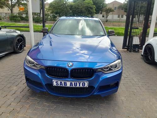 BMW 320i (F30)