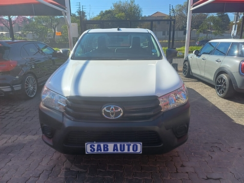 Toyota Hilux 2.4 GD Aircon Single Cab