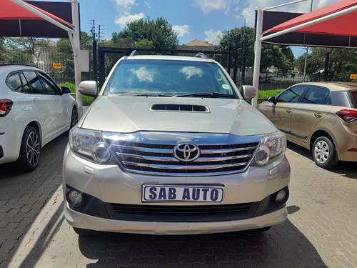 Toyota Fortuner III 3.0 D-4D Raised Body Auto