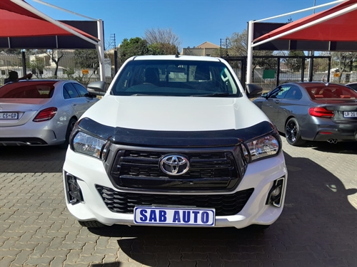 Toyota Hilux 2.4 GD-6 RB SRX Extra Cab 