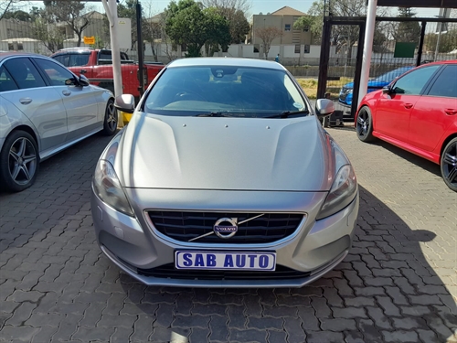 Volvo V40 T3 Elite