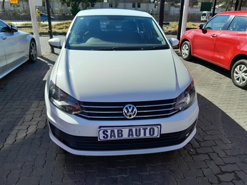 Volkswagen (VW) Polo Sedan 1.4 Trendline