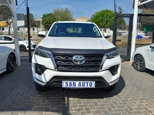 Toyota Fortuner IV 2.4 GD-6 4x4 Auto