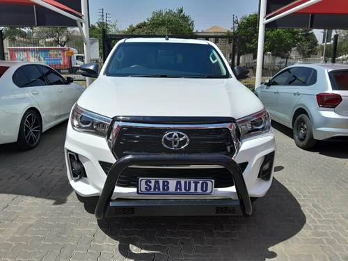 Toyota Hilux 2.4 GD-6 RB Raider Extra Cab Auto