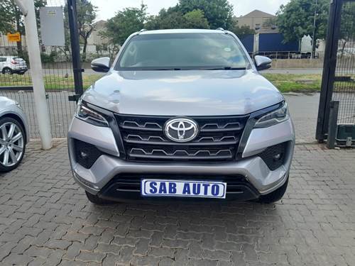 Toyota Fortuner VI 2.4GD-6 Raised Body Auto