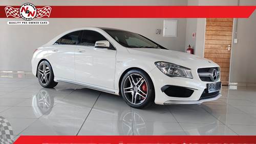 Mercedes Benz AMG CLA 45 7G- DCT