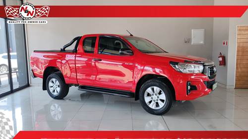 Toyota Hilux 2.4 GD-6 RB SRX Extra Cab 