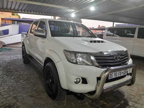 Toyota Hilux (Legend 45) 3.0 D-4D R/B Double Cab