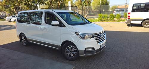 Hyundai H1 2.5 CRDi Elite Auto 12 Seater