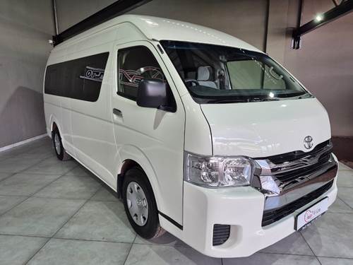 Toyota Quantum HIACE 2.5 D-4D 14 Seat