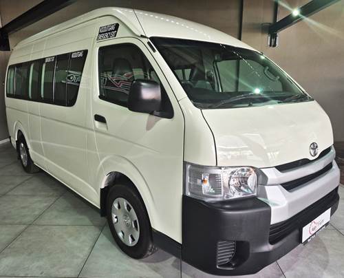 Toyota Quantum HIACE 2.5 D-4D Sesfikile 16 Seat