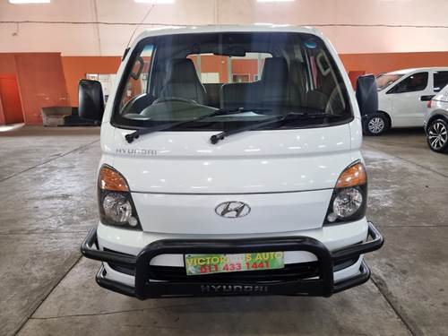 Hyundai H100 2.6 D Euro II Dropside Aircon