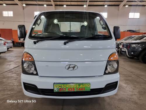 Hyundai H100 2.6 D Euro II Dropside Aircon