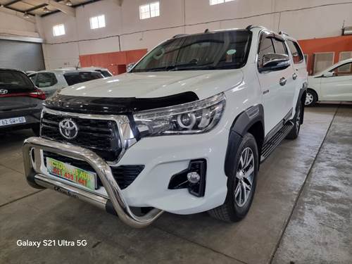 Toyota Hilux 2.8 GD-6 Double Cab Auto 