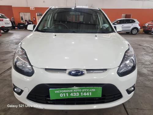 Ford Figo 1.4i Trend 5-Door Hatch Back