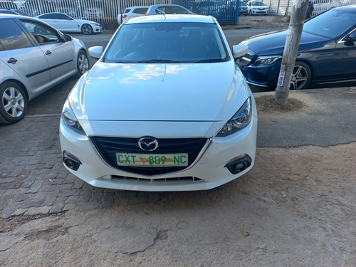 Mazda 3 1.6 L Dynamic Hatch