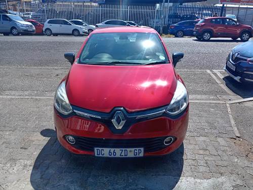 Renault Clio IV 900T (66kW) Dynamique 5 Door