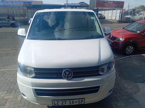 Volkswagen (VW) Caravelle 2.0 BiTDi (132 kW) DSG 4Motion