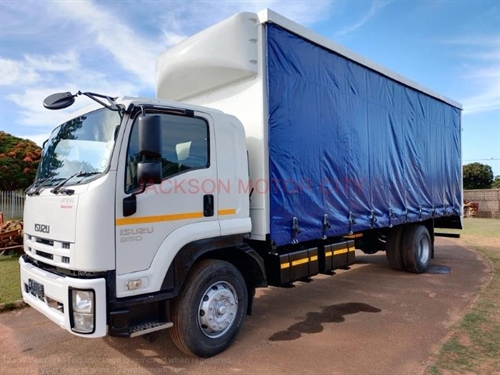 Isuzu FTR 850 - Auto / Manual Transmission