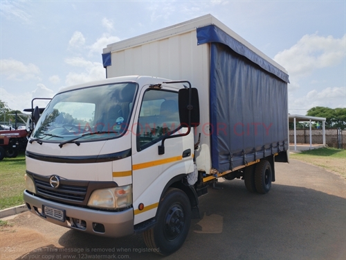 Hino 300 - 815 LWB