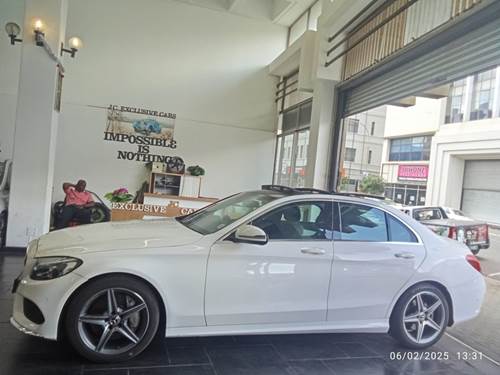 Mercedes Benz C 250 AMG Line 7G-Tronic