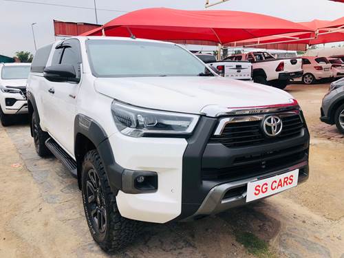 Toyota Hilux 2.8 GD-6 RB Legend Extra Cab 4x4