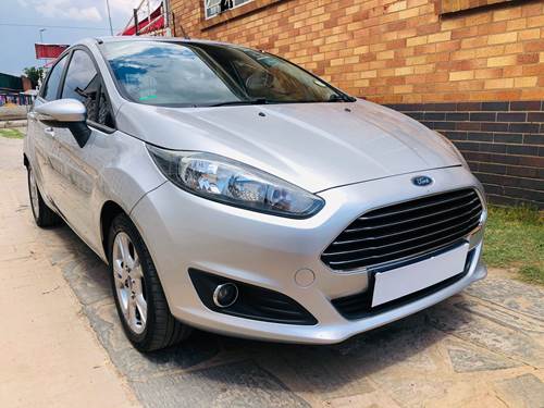 Ford Fiesta Ambiente 1.6 TDCi (70 kW) 5 Door