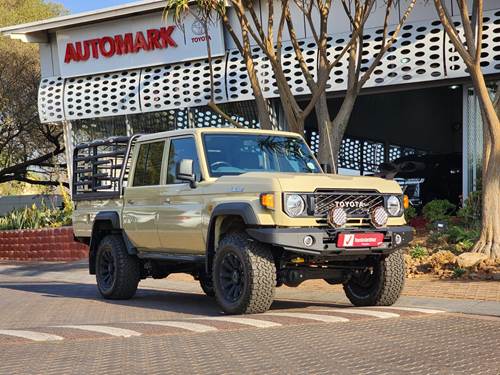 Toyota Land Cruiser 79 2.8 GD-6 Double Cab Auto