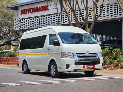 Toyota Quantum HIACE 2.5 D-4D 14 Seat