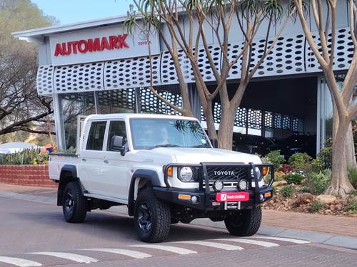 Toyota Land Cruiser 79 2.8 GD-6 Double Cab Auto