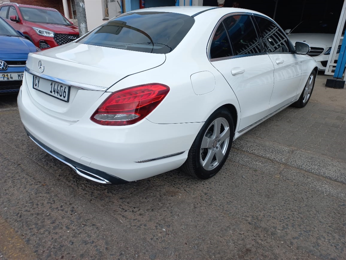 Mercedes Benz C 180 Auto for sale - R 195 000 | Carfind.co.za