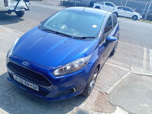 Ford Fiesta Ambiente 1.6 TDCi (70 kW) 5 Door