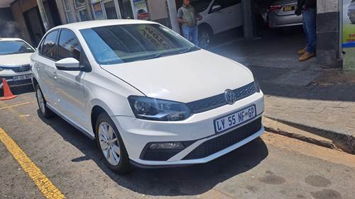 Volkswagen (VW) Polo Sedan 1.6 Comfortline