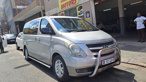 Hyundai H1 2.4 CVVT GLS 9 Seater