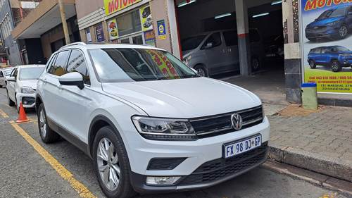 Volkswagen (VW) Tiguan II 2.0 TSi 4Motion Highline DSG