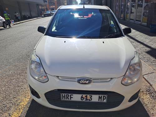 Ford Figo 1.4i Trend 5-Door Hatch Back