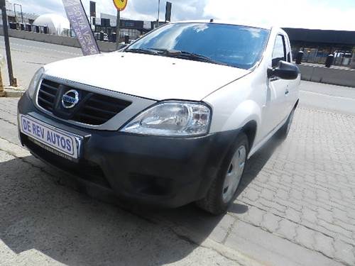 Nissan NP200 1.6i Pack