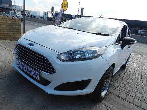 Ford Fiesta 1.0 EcoBoost Ambiente Powershift 5 Door