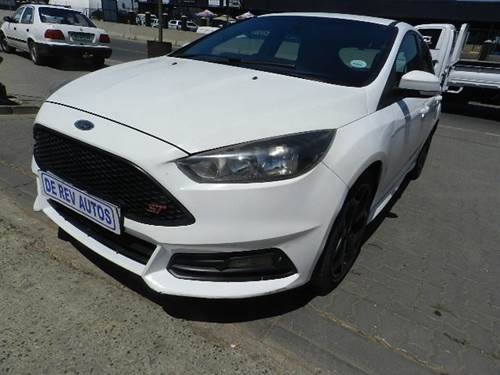 Ford Focus 2.0 Ecoboost ST3 5 Door