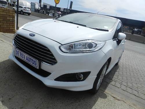 Ford Fiesta 1.0 EcoBoost Ambiente Powershift 5 Door