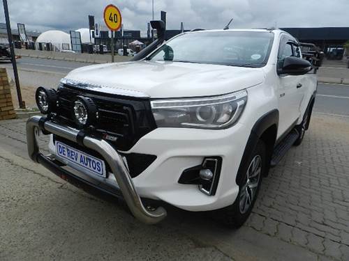 Toyota Hilux 2.4 GD-6 RB SRX Extra Cab 