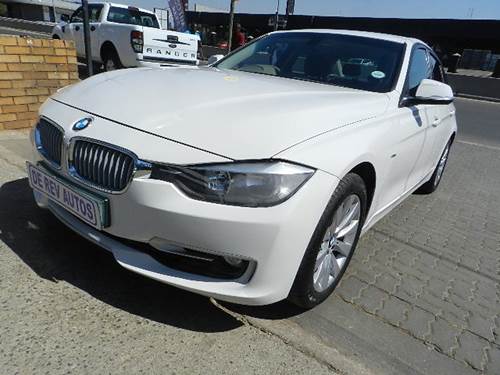 BMW 320i (F30) Luxury Line Steptronic