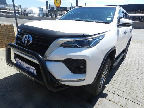 Toyota Fortuner IV 2.4 GD-6 Raised Body Auto