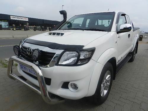 Toyota Hilux 2.5 D-4D SRX R/B Xtra Cab