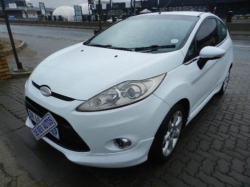 Ford Fiesta 1.6i Titanium 3 Door